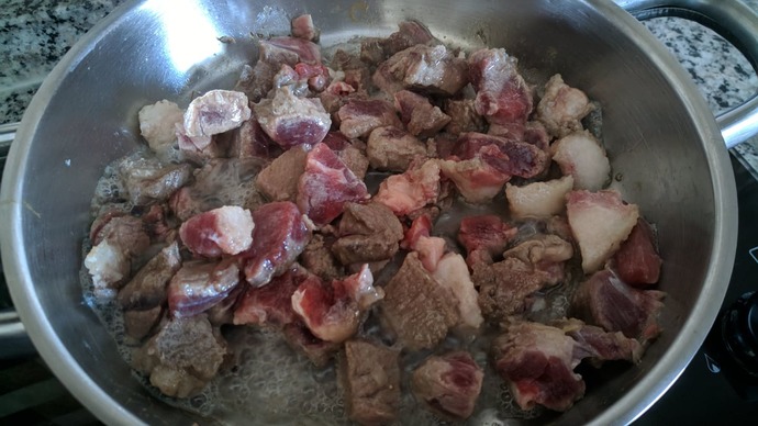 Sadeliğin En Lezzetli Hali: Kavurmalı Sade Bulgur Pilavı