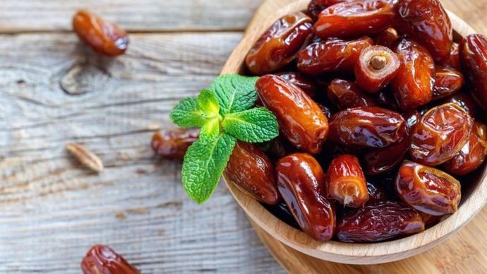 Son Zamanların Popüler Diyeti Olan Hurma Diyeti Hakkında Birkaç Bilgi Veriyorum!