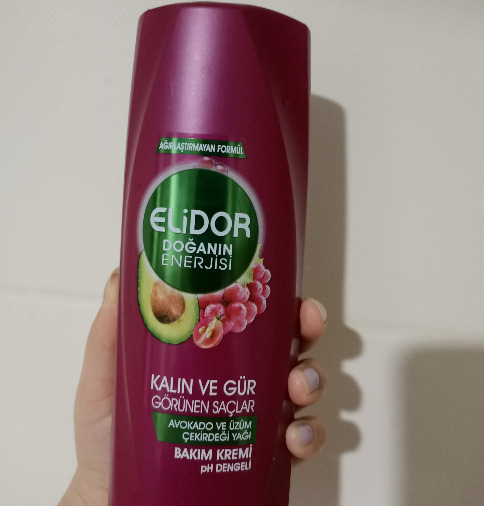 Elidor ile Kalın ve Gür Görünen Saçlara Ne Dersin?
