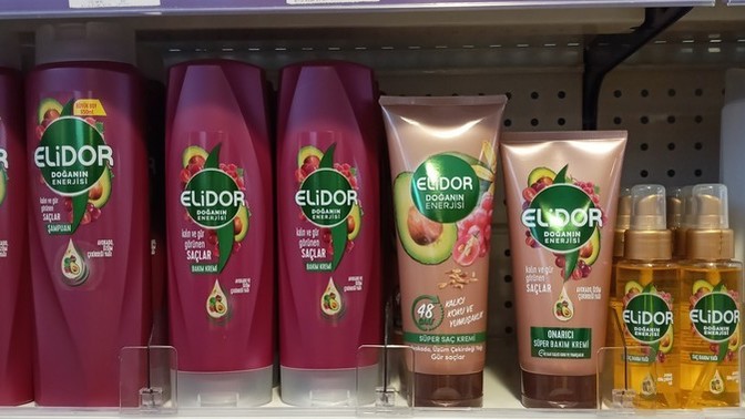 Elidor ile Kalın ve Gür Görünen Saçlara Ne Dersin?