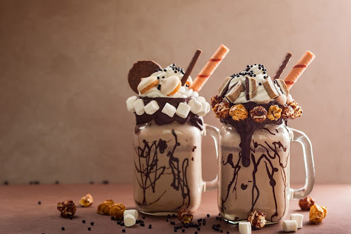 Serinleten Bir Lezzet: Dondurmalı Milkshake Tarifi!