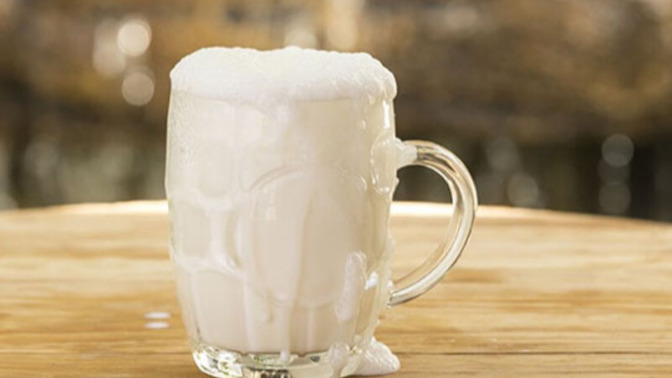 Şefin Tavsiyesi: Evde Yapılabilecek En Köpüklü Yayık Ayran Tarifi