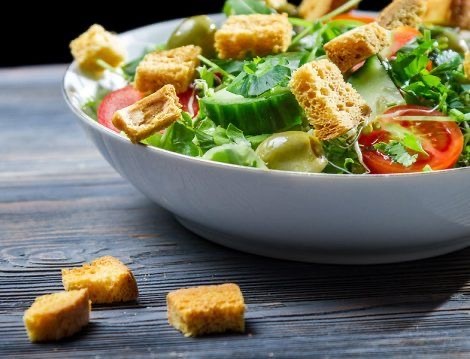 Dışarıda Yemek Yerken Neye Dikkat Edilmeli? İşte Doğru Menü Seçme Yöntemleri!