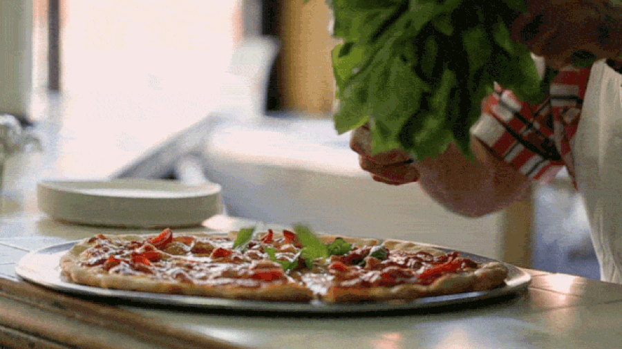 İtalyanları Çatlatacak Tava Pizza Tarifim!
