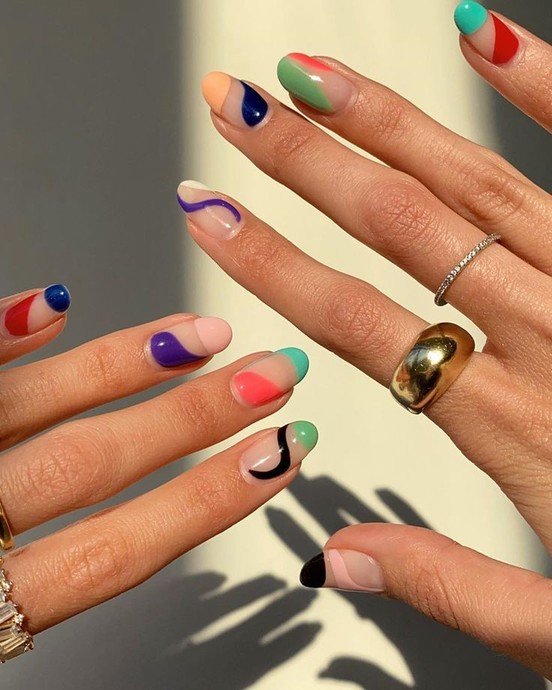 Daha Uzun Tırnaklar İçin: Hızlıca Tırnak Uzatma Yöntemleri 💅