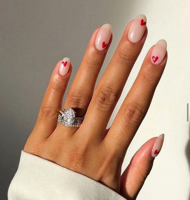 Daha Uzun Tırnaklar İçin: Hızlıca Tırnak Uzatma Yöntemleri 💅