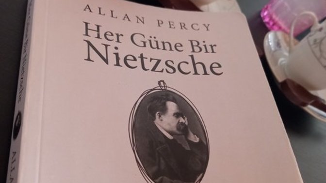 Nietzsche'den Sizlere Hayata Dair 5 Önemli Tavsiye