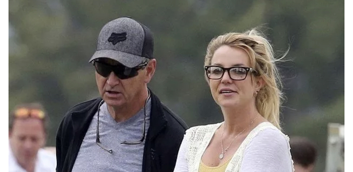 Britney Spears’ın 13 Yıllık Özgürlük Mücadelesi: Seneler Süren Esaretten Sonra Özgür Kapıları Açılıyor mu?