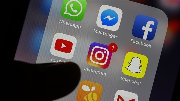 Facebookta Uzun Zaman Geçirenlere MOLA VER Uyarısı Geliyor!