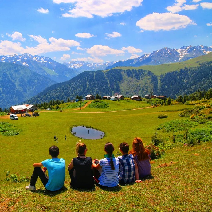 Bütün Tatil Planlarını Erteleyin Çamlıhemşine Gidiyoruz