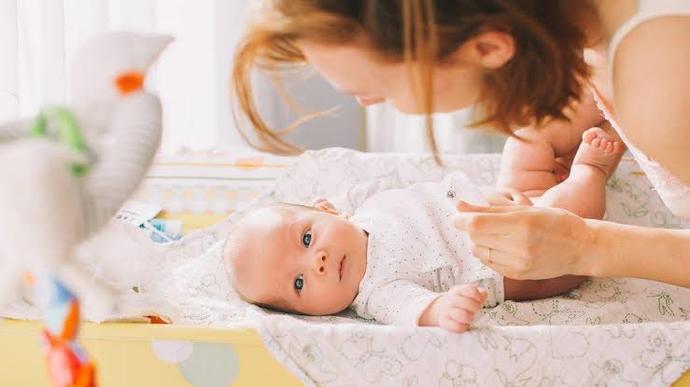 Bebekler Mutlu Anneler Huzurlu 🥰 Ağlayan Bebekleri Sakinleştiren 5 Yöntem!