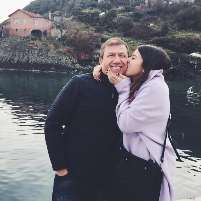 Tanju Çolak ve kızı