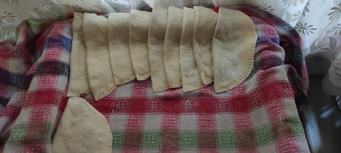 Enfes Çiğ Börek Tarifim!