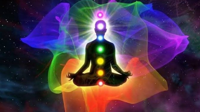 Sizin Enerjiniz Ne Renk? Aura Rengimizi ve Anlamını Öğrenelim🔮