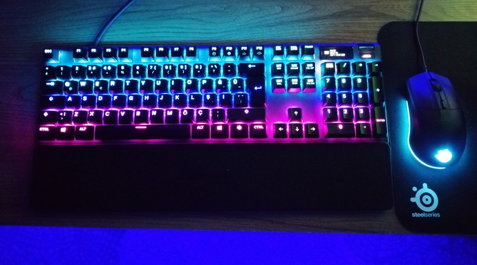 Steelseries Apex 7