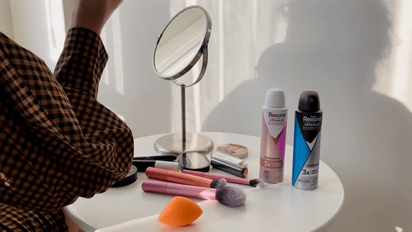 Terleme Problemi Olanlar Buraya: YENİ REXONA CLINICAL PROTECTION En Tempolu Günlerimde Bile Ter Kokusuna İzin Vermiyor!