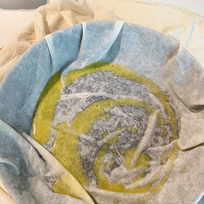 Mevsimin ilk Ispanağı ile Sıcak Sıcak Yiyeceğin Harika Bir Börek Tarifi!