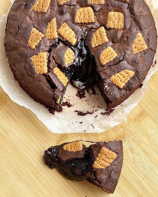 Çikolataya Doyuran Bir Tatlı: Nefis Brownie Tarifi!