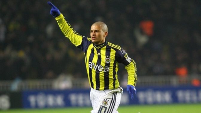 Fenerbahçe Taraftarının Yıllar Geçse Bile Unutamayacağı Efsane İsimler