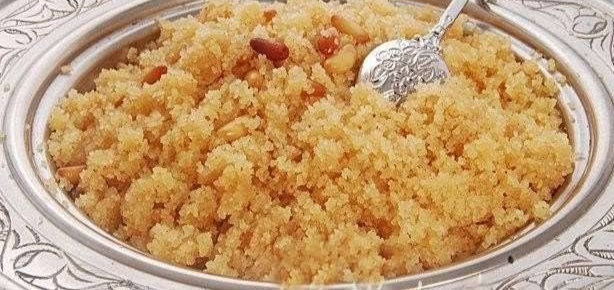 Acil Tatlı Krizi İçin: Cevizli İrmik Helvası Tarifi!