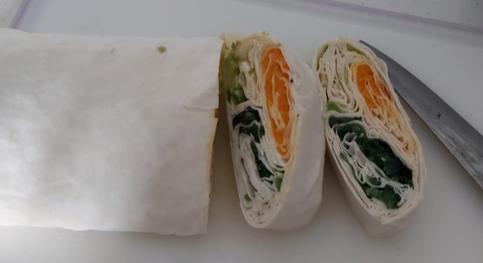 Gerek Görüntüsü Gerekse Tadı İle Muhteşem 3 Renkli Börek Tarifi