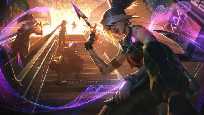 League of Legends Şampiyonlarını Tanıyalım: Efendisiz Suikastçı Akalinin Özellikleri!