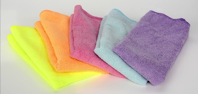Mikrofiber bez candır.