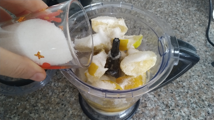 Kışın Her Derde Deva Vitamin Kaynağı İçecek: Limonata Tarifi 🍋