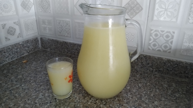 Kışın Her Derde Deva Vitamin Kaynağı İçecek: Limonata Tarifi 🍋
