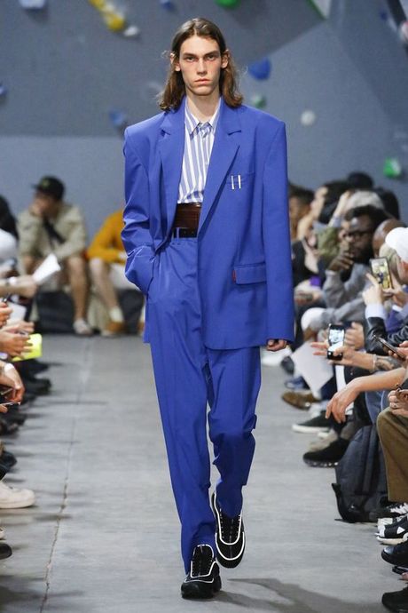 Pantone 2022 Renginin Erkek Modasına Yansımaları