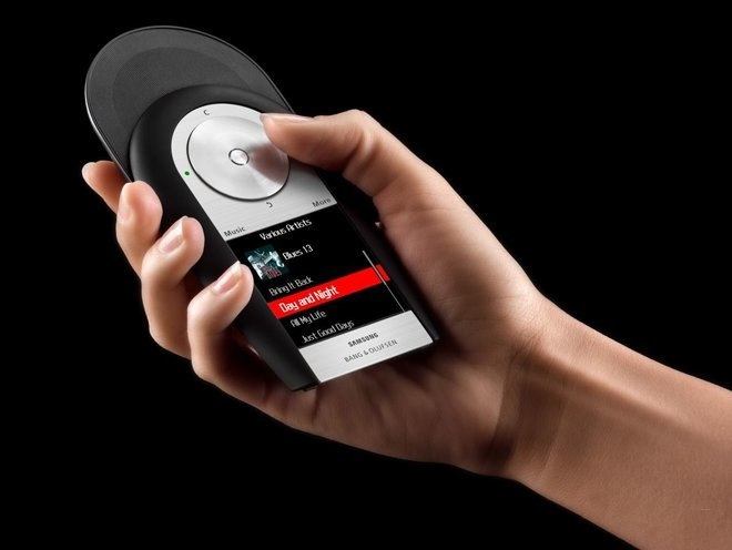Şaşırtmaya Devam Eden Telefon Markaları Ve Tasarımları!