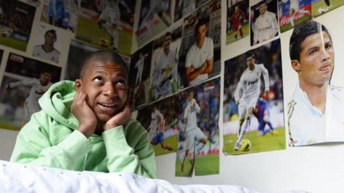 FIFA tarafından seçilmiş 20. yüzyılın en iyi kulübü: Real Madrid!