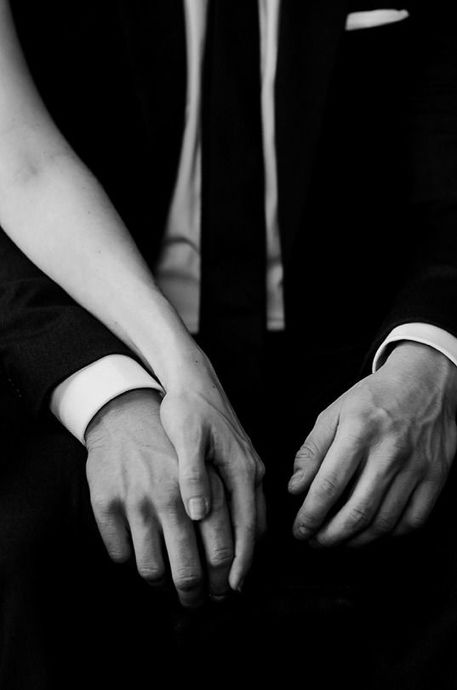 Ер адам жыныстық қатынасқа дайындалуда.