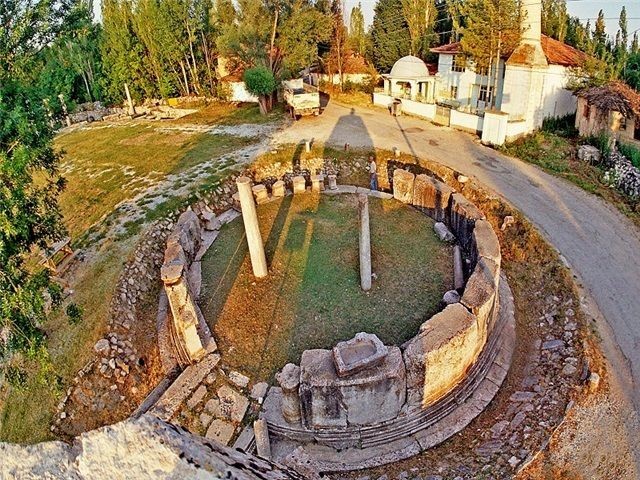 Keşfedilmeyi Bekleyen Antik Şehir: Aizonai