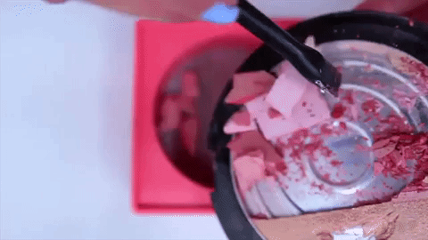 How to Fix Broken Makeup Powder