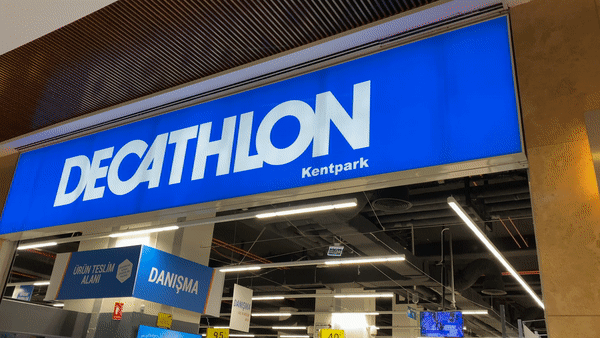 Ankara Soğuksa Bizi Isıtacak Decathlon Var! Decathlon Mağazasını Geziyor ve Kar Montu Arıyoruz ❄️