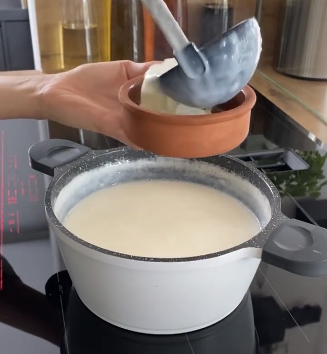 Anne Usulü Geleneksel Sütlaç Tarifi