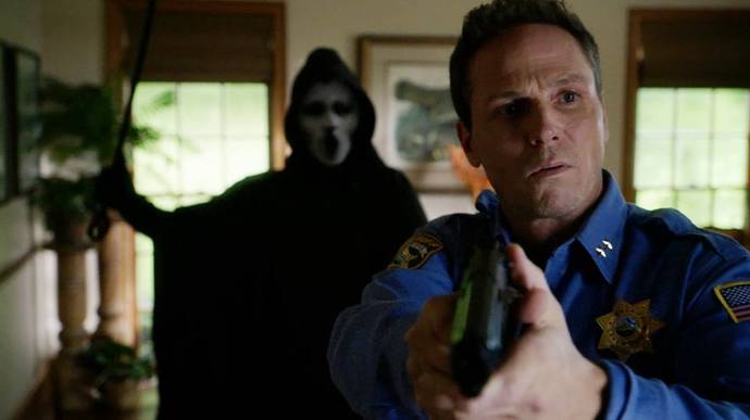 En Beğenilen Film Serilerinden Biri Dizi Olursa: Scream