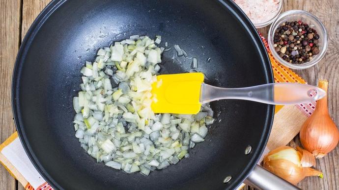 Spagettinin Lezzetine Lezzet Katacak Bolonez Sos Nasıl Hazırlanır?