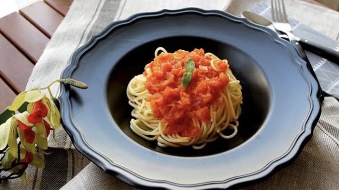 Sosunda Lezzet Var: Napoliten Soslu Makarna 🍝