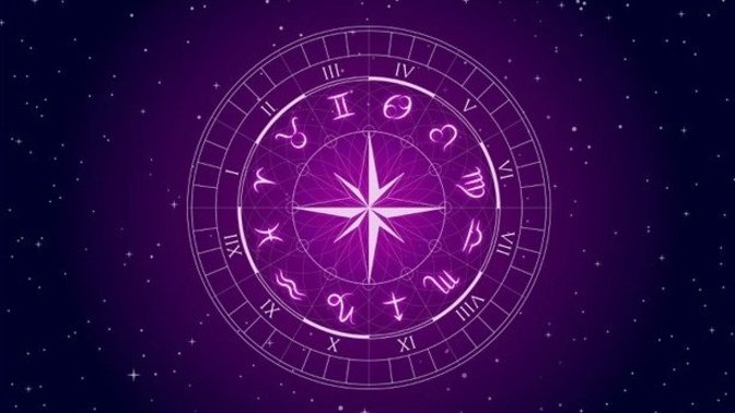 Doğum Hari̇tanızı Kendi̇ni̇z Yorumlayabi̇lmek İster Mi̇ydi̇ni̇z?