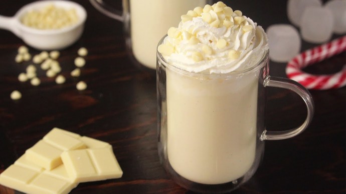 Çikolata ve Kahveyi Yakıştıranlara: Evde White Chocolate Mocha Nasıl Yapılır? Sorusunun Cevabı Burada!
