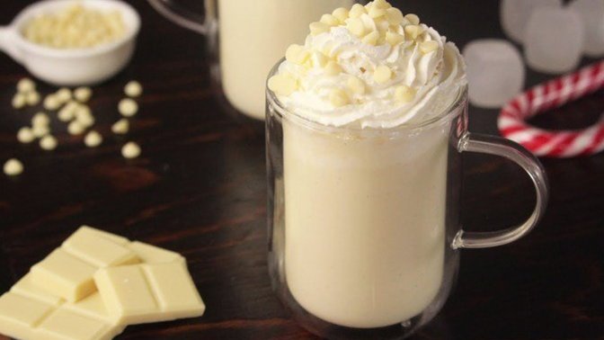 Çikolata ve Kahveyi Yakıştıranlara: "Evde White Chocolate Mocha Nasıl Yapılır?" Sorusunun Cevabı Burada!