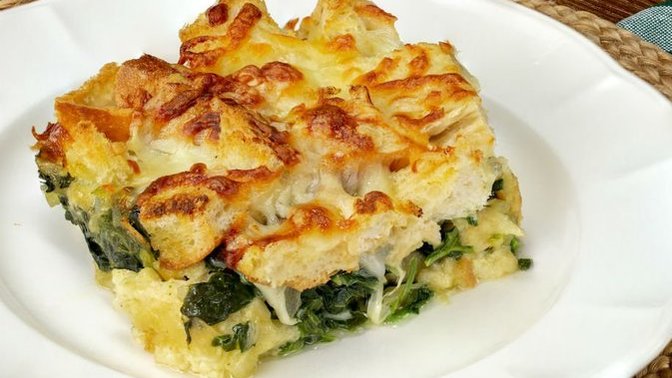Bayat Ekmekleri Değerlendirebileceğiniz Nefis Bir Börek Tarifi!