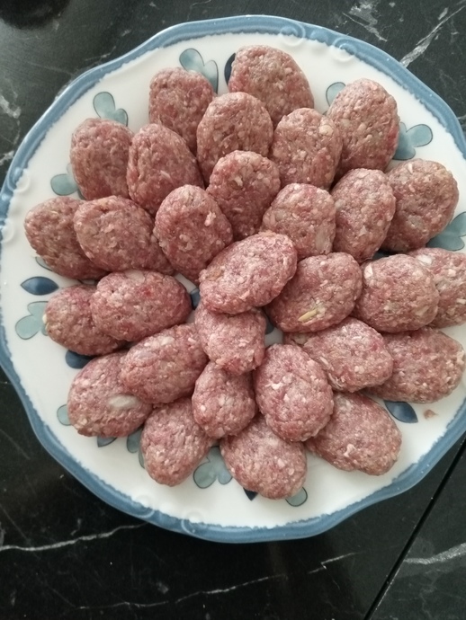 Hazır Köfteden Sıkılanlara: İşte Nefis Anne Köftesi Tarifim!