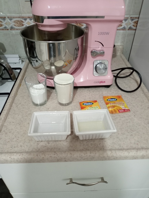 Pastaya Para Vermeye Son! İşte Sizler İçin Hazırladığım Yalancı Yaş Pasta Tarifim!