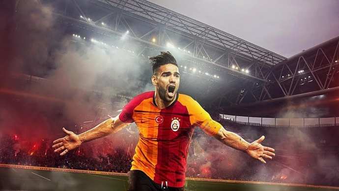Yıldız Diye Geldiler, Balon Çıktılar! Gösterdikleri Performansla, Taraftarlara Saç Baş Yolduran 10 Yıldız Futbolcu