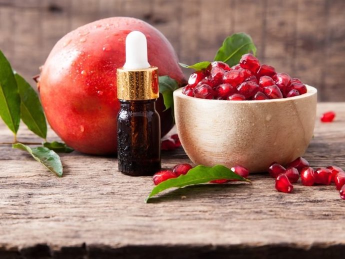pomegranate seed oil