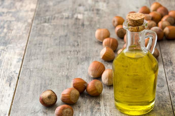 Hazelnut oil
