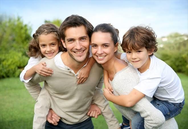👪👪👪